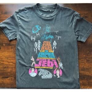 Abercrombie & Fitch Star Wars Movie Trilogy 100% Cotton Men's XS Graphic Tee
